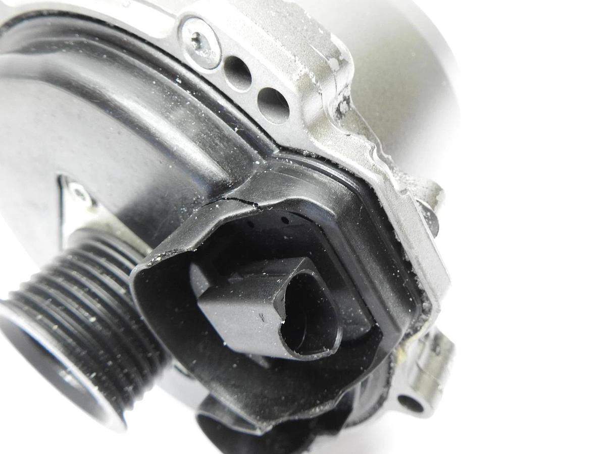 OEM Range Rover L322 4.4l 601-6081 Water Cooled Alternator F00M288202 -NEW READ