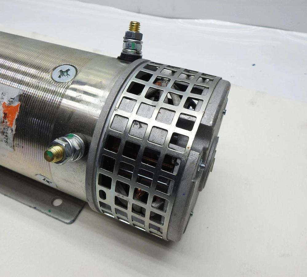 OEM JLG 1001204719 Concentric Pump 24V Scissor Lift Motor R1532i R1932 R1932i