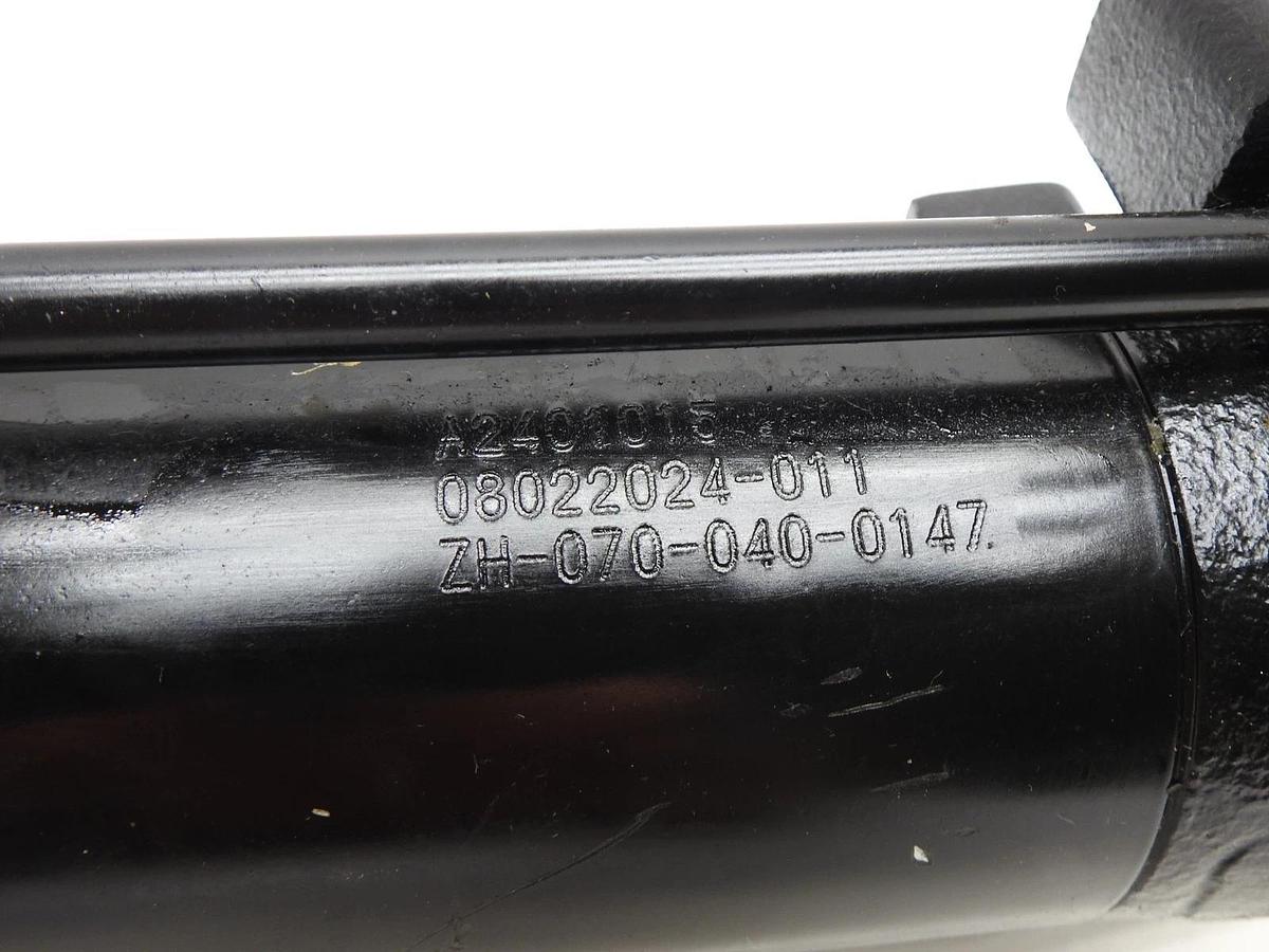 Steering Cylinder A2401015 01102022-015 Hydraulic ZH-070-040-0147 - BULK NEW!
