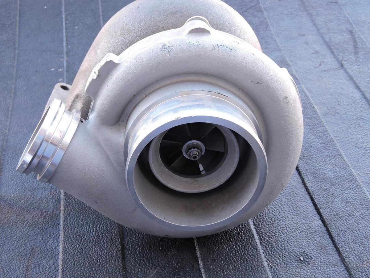 LH Turbocharger RE29308 fits John Deere 4955 4960 540E 548E 6076 640E 644E 644EZ