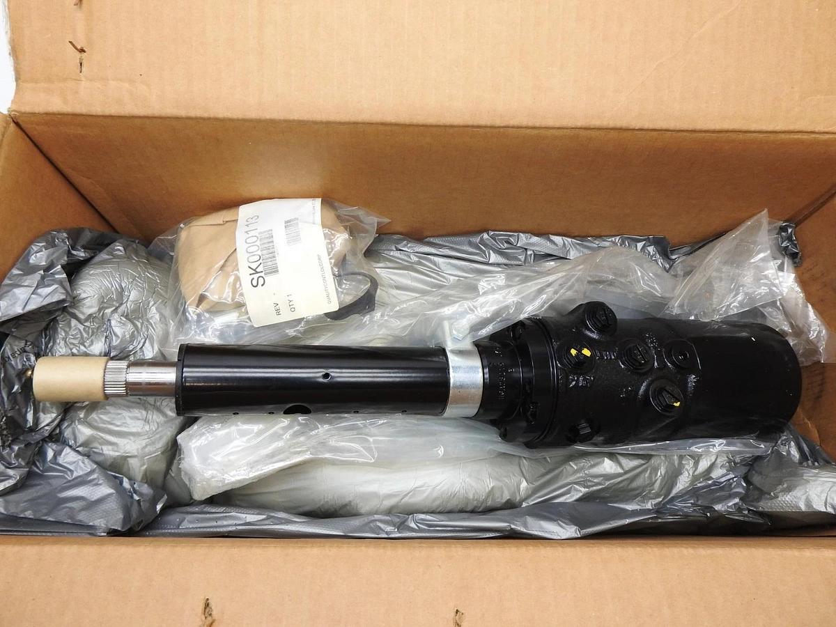 CNH L101493 Steering Gear K67293 K67292 TRW HeavyEquipment Steering Box HGA28015