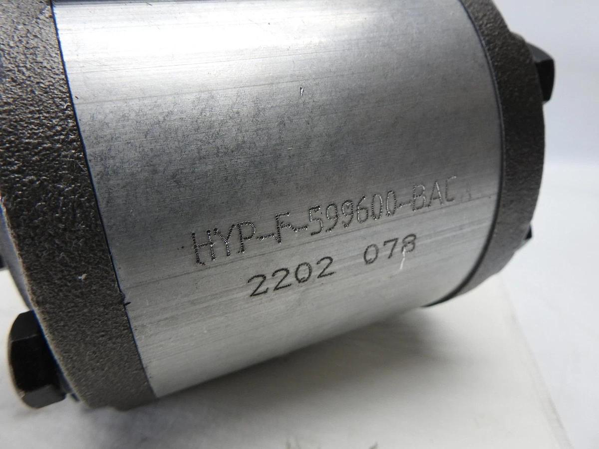 HYP-F-599600-BAC Hydraulic Pump E2NN600BA for Ford New Holland Tractor - NOB NEW