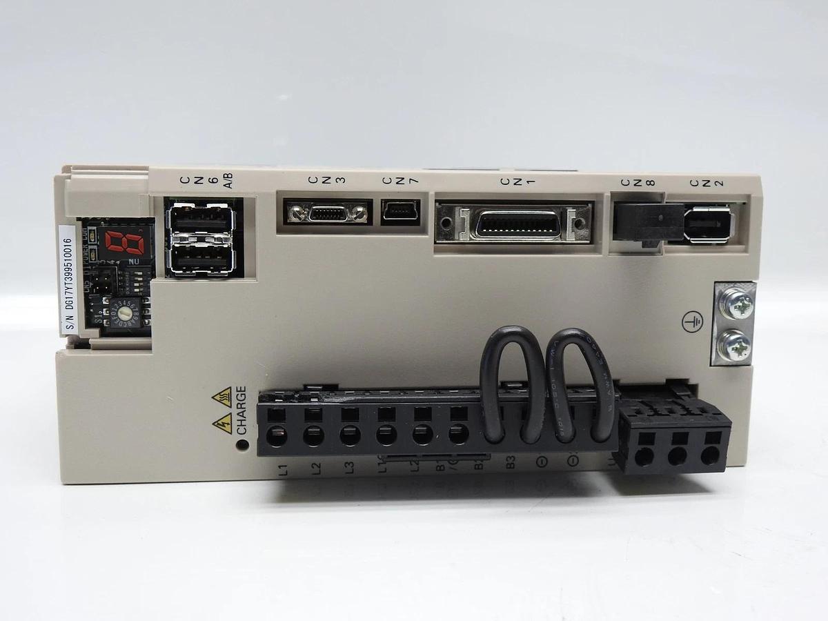 AMAT 0190-39409 Yaskawa SGDV-5R5A11AY836AA ServoPack Servo Drive For M1 NEW READ