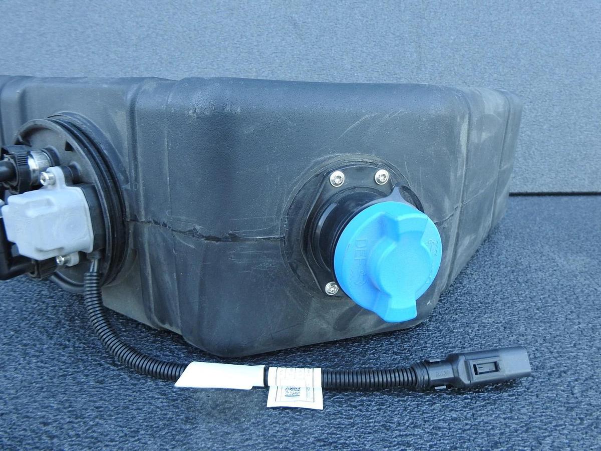 10 Gallon Def Tank ERRUS, 10G PRT Tk, Blk, NFN 305057W30 (22"x18") - NEW