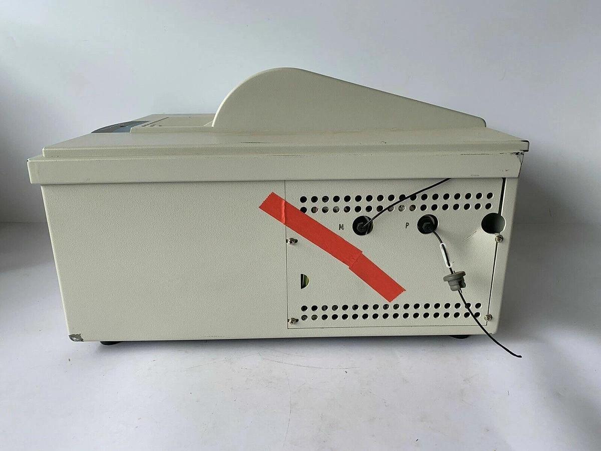 Molecular Devices LMAX II 384 Microplate Reader Luminometer POWERS ON!