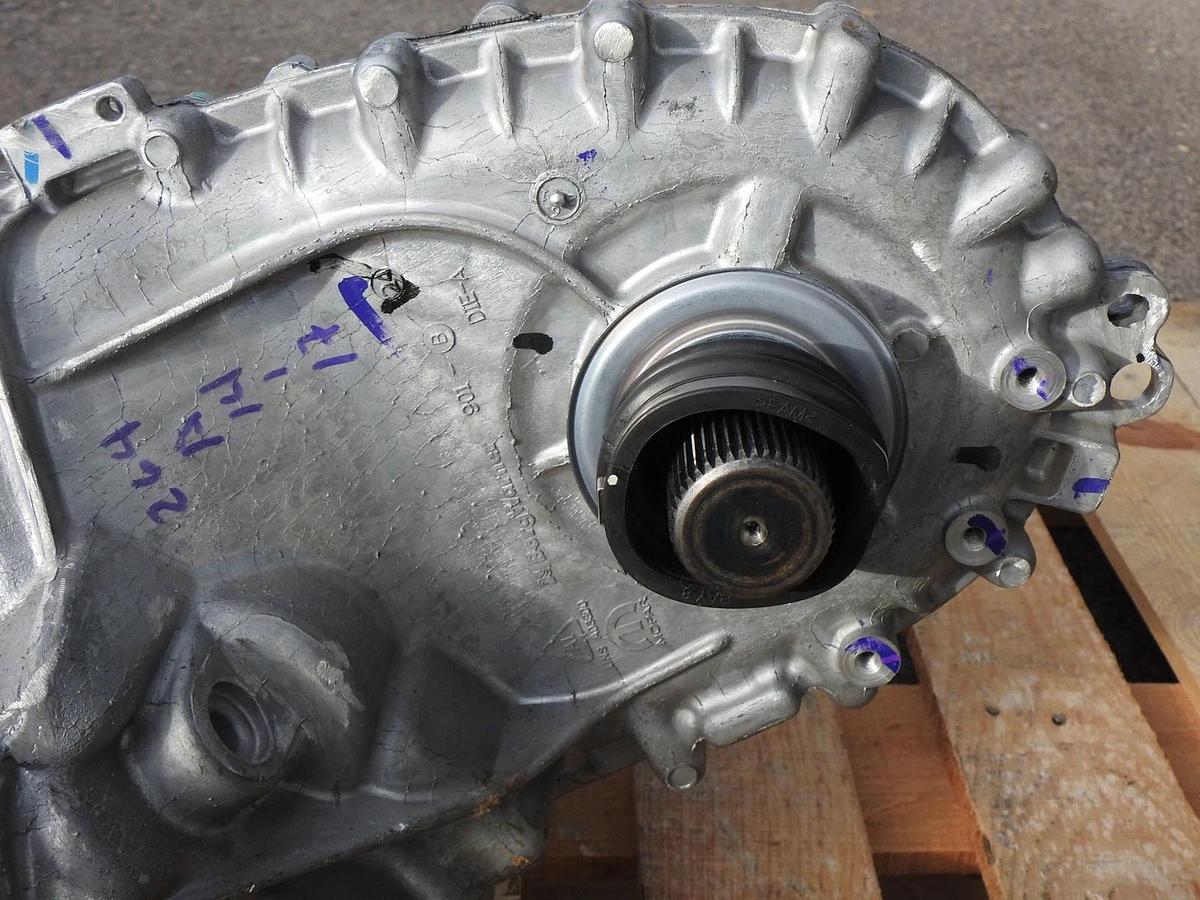 NEW Mopar 68306994AD BW 44-46 Transfer Case 6.7L 2019-2023 Ram 3500 - BULK NEW!