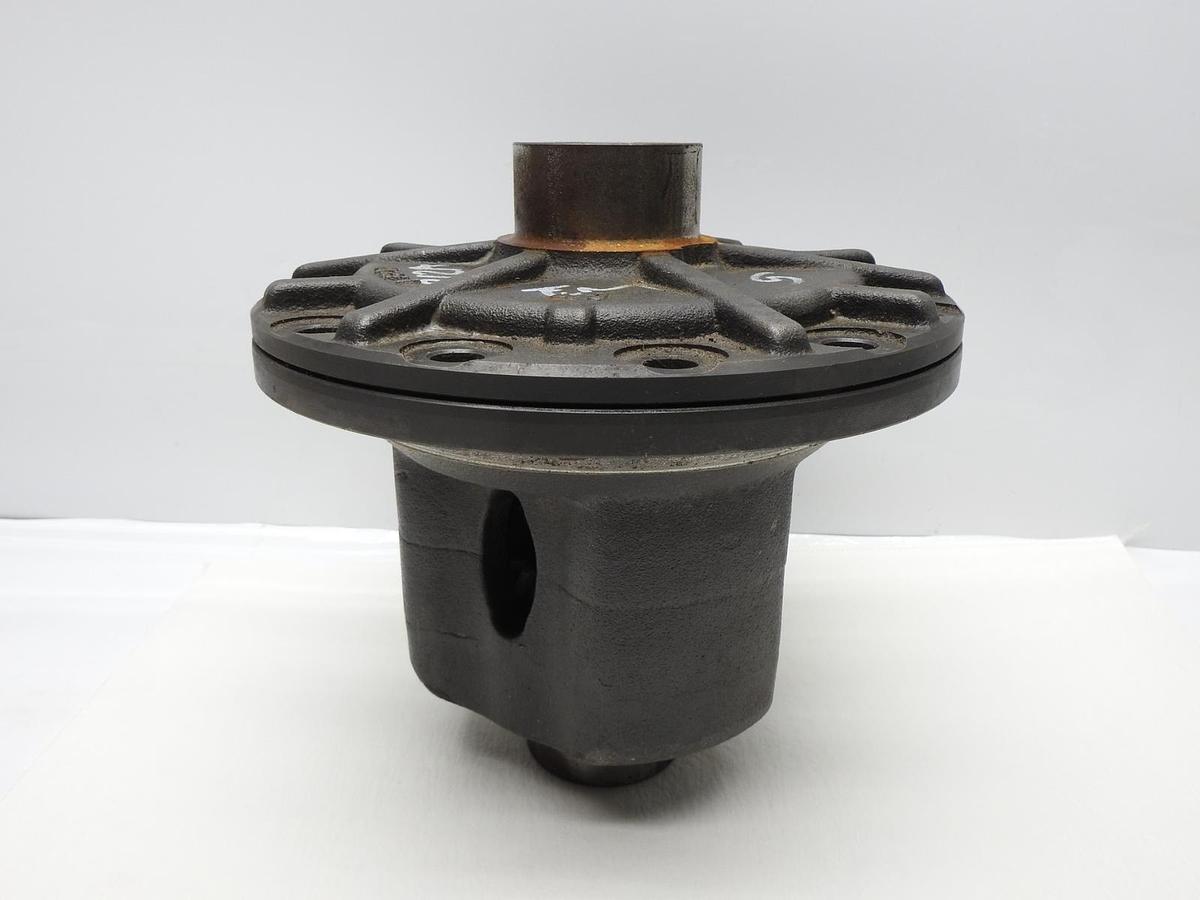AAM 8K271 (12 Bolt) 5131B Differential Assembly Locker Hub AJ 8J301 - NOB NEW!