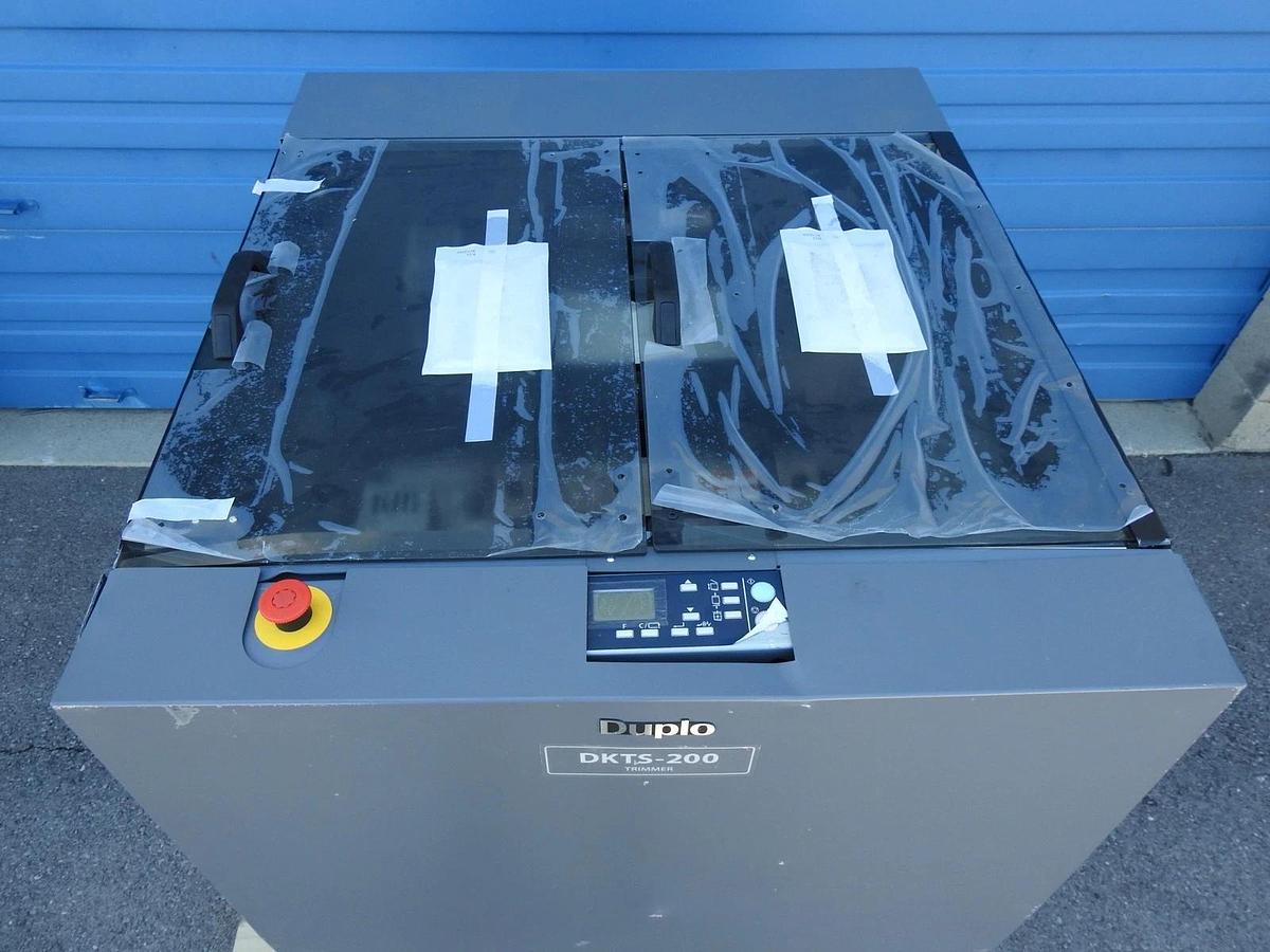 Duplo DKTS-200 Two-Knife Trimmer for Booklet Maker –Finishing Cutter- READ DESC