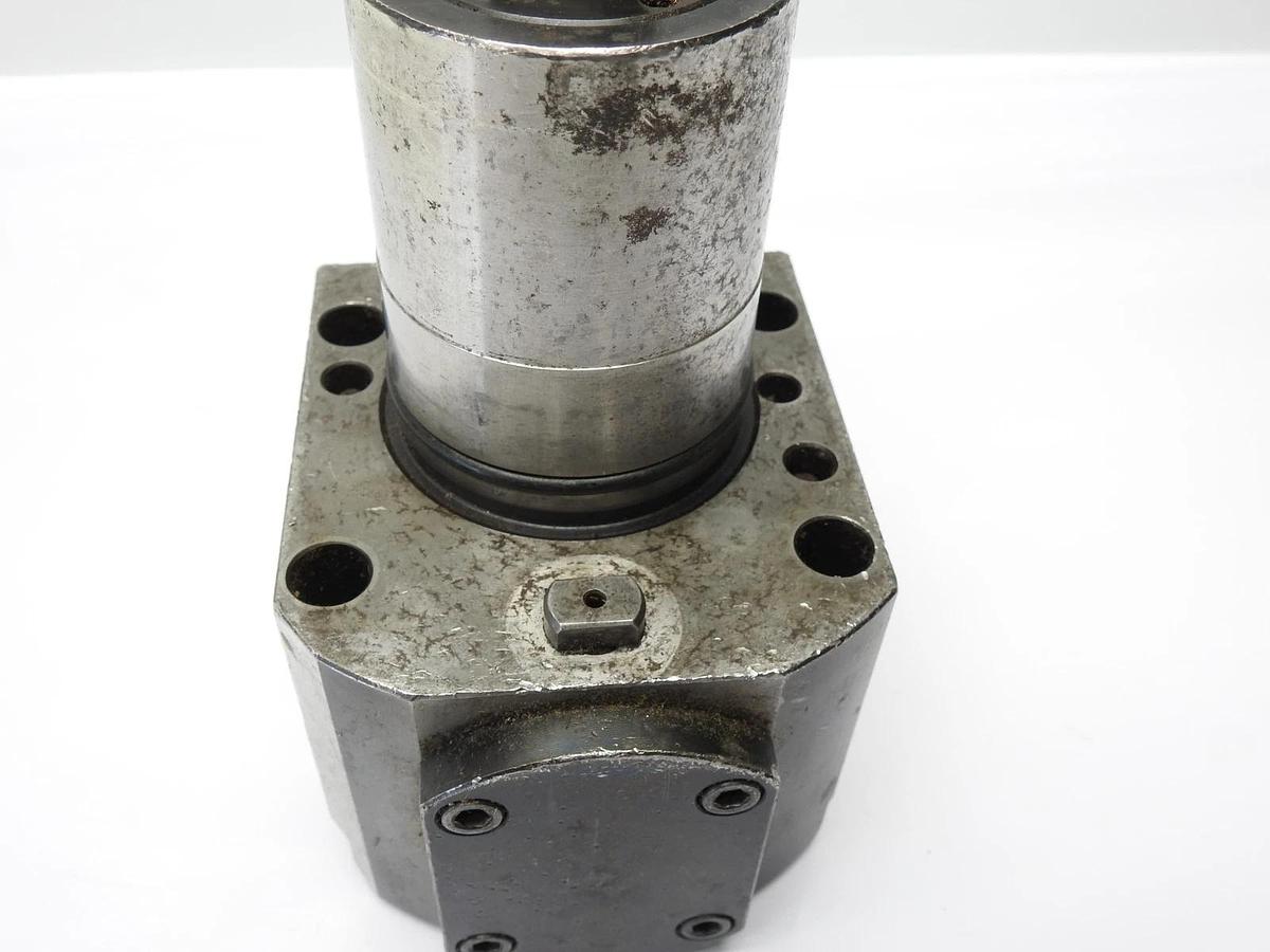 Mori Seiki Right Angle Live Tool Holder WE2 T32035B0 T32035 - NICE!