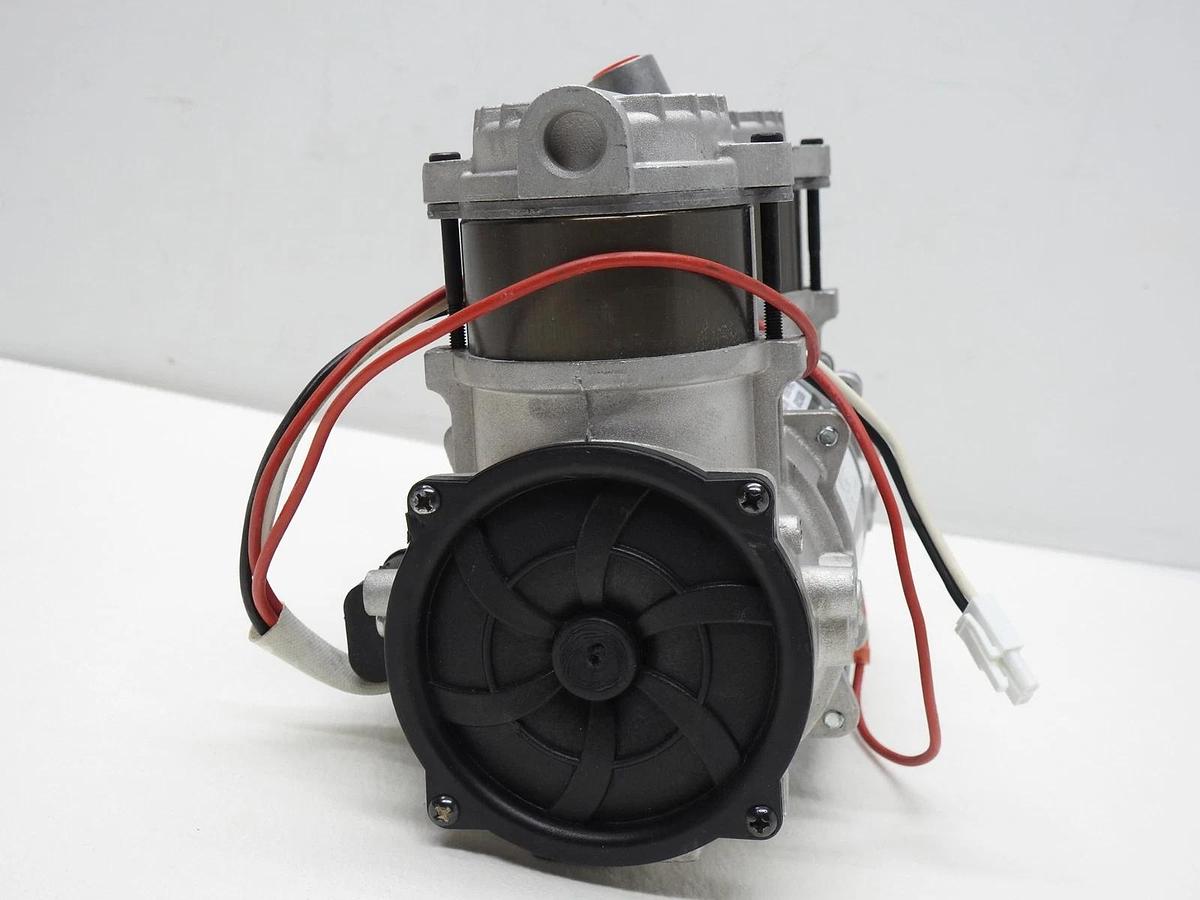 Sinc-Med Oilless Lab Diaphragm  Air Pump 120VAC 60Hz 3.0A ZGK300P1-65-02B - NEW!