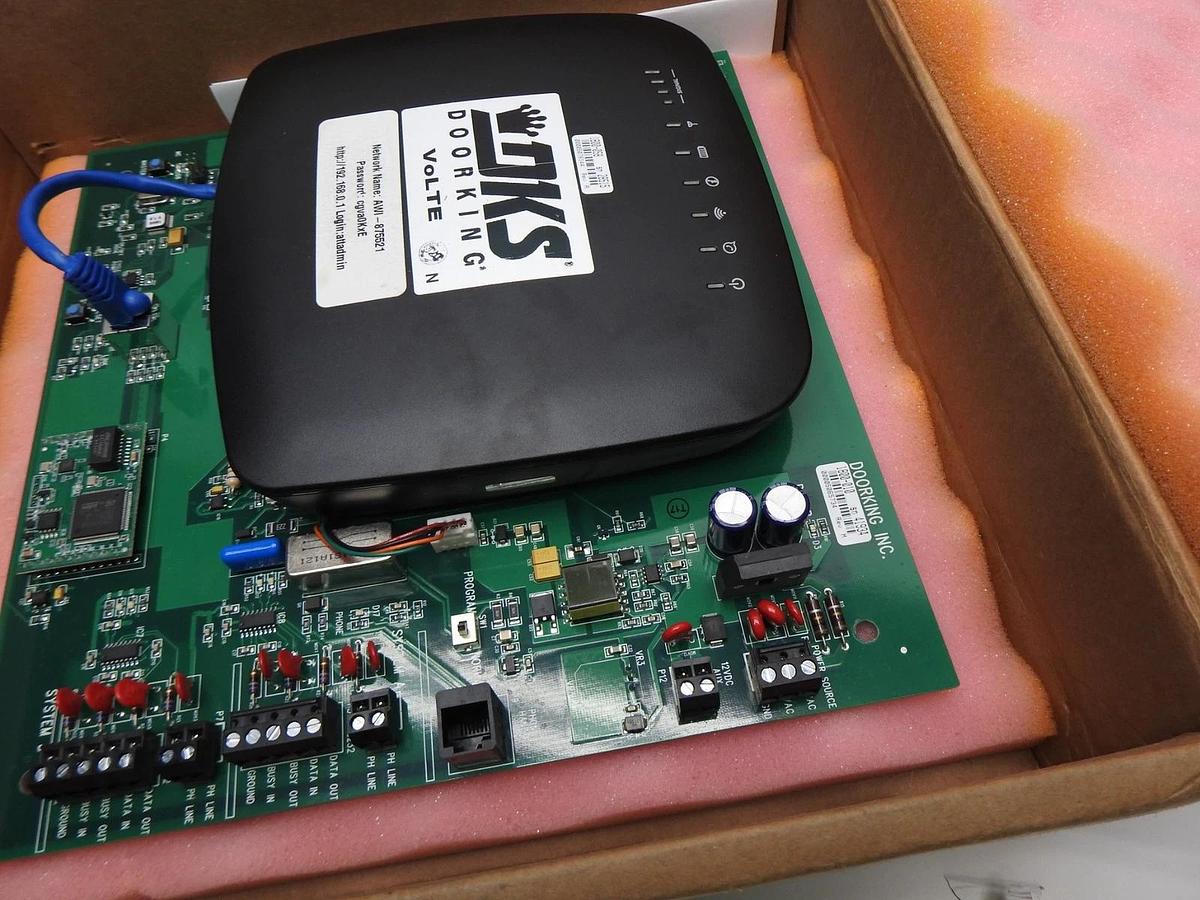 DKS Doorking 1800-058 Cellular Control Board - AS IS UNTESTED -