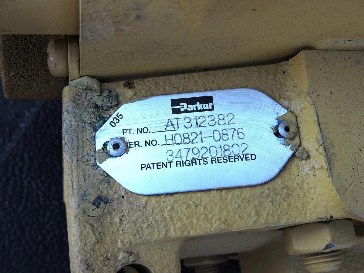 John Deere AT312382 Spool Valve 848HTJ, RE151971, 1200, RE68144, 1400, 848H NEW