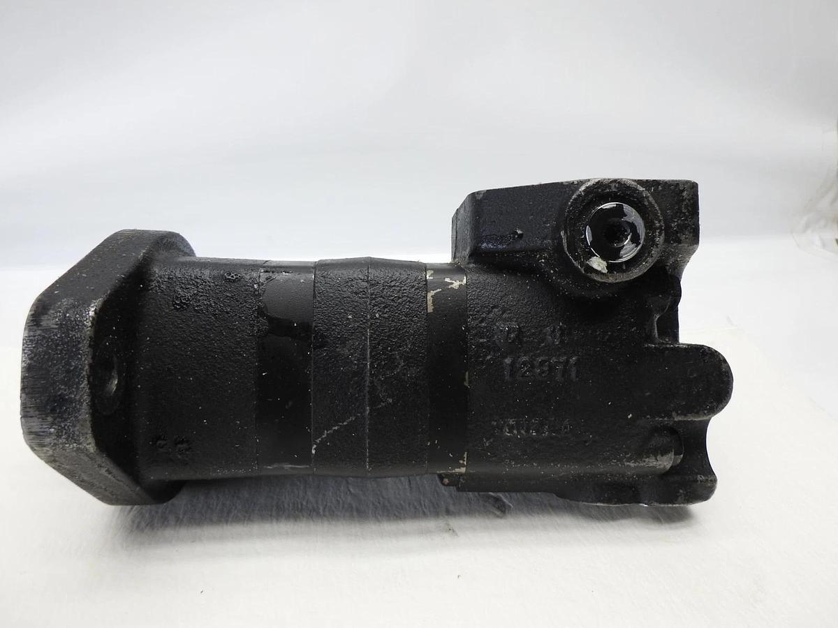 WARN 82497 Winch Hydraulic Motor for 30XL 81617 89984 OEM Eaton 81594 GENUINE!