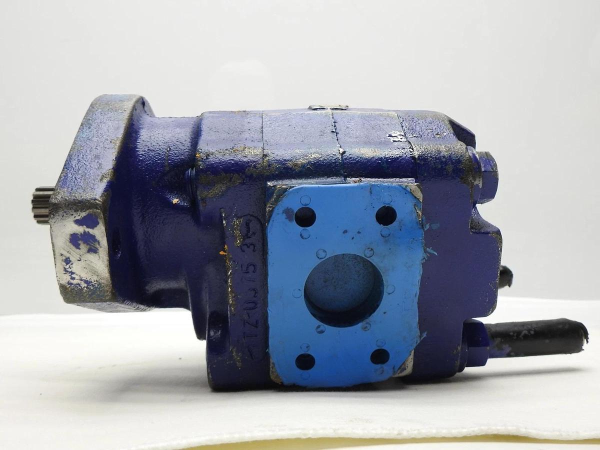 Permco Hydraulic Pump Motor (2 Bolt, 13 Teeth) - NOB NEW!