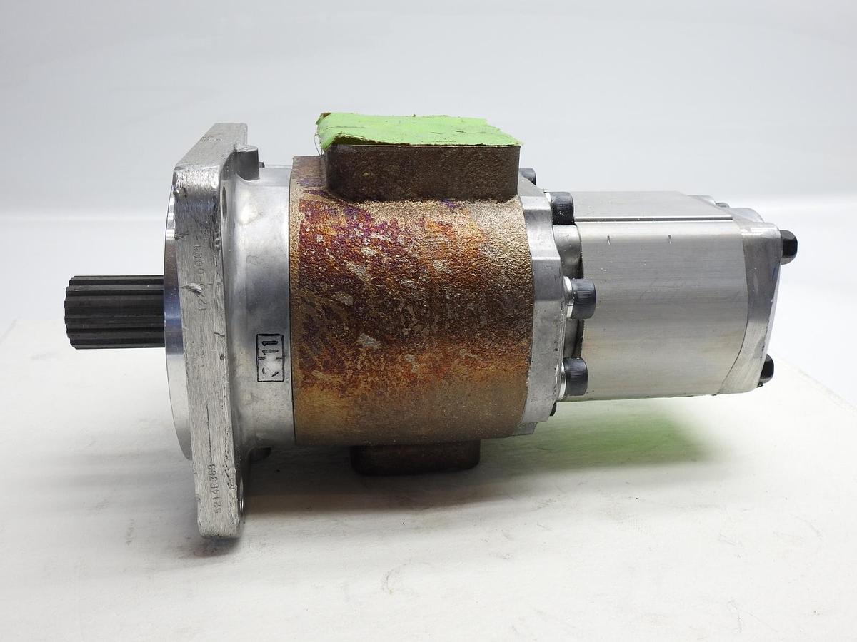 Shimadzu Hydraulic Pump FD3-52.14R369, 5214R369 - NOB NEW!
