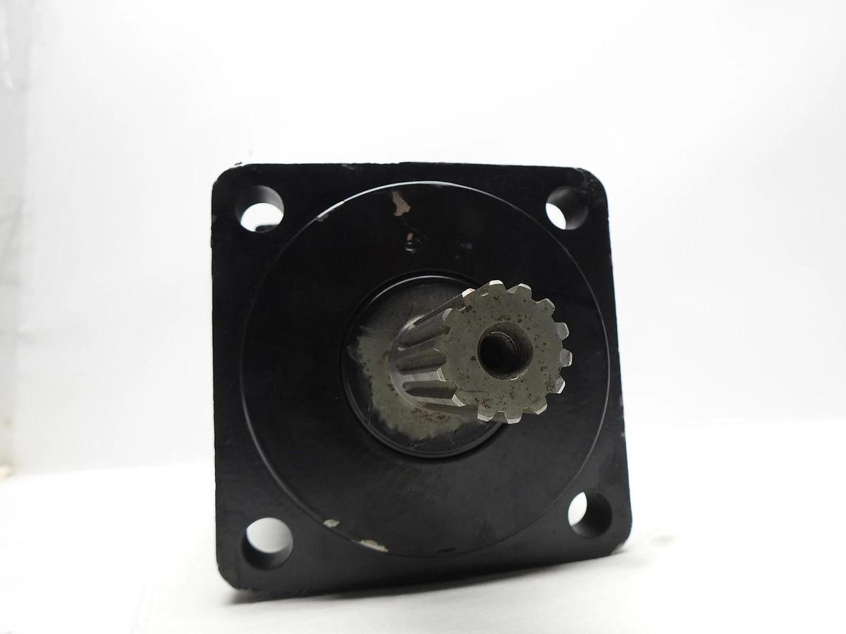 White Drive Hydraulic Motor 56966858.3589781, 11203197, 101845 (4 Bolt, 14T) NEW