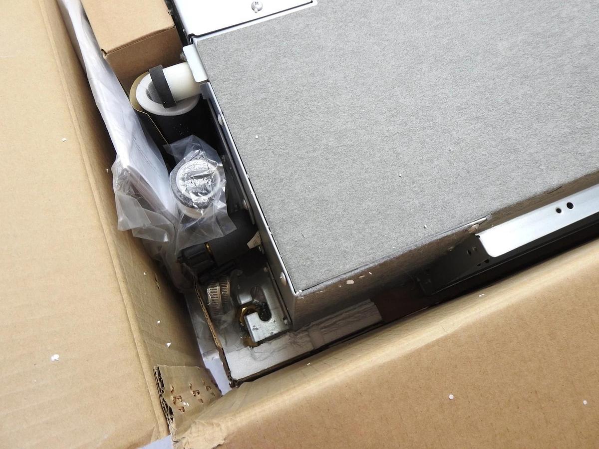 Durastar 9,000 BTU Cooling / 10,000 BTU Heating Mini Split Concealed Duct Indoor