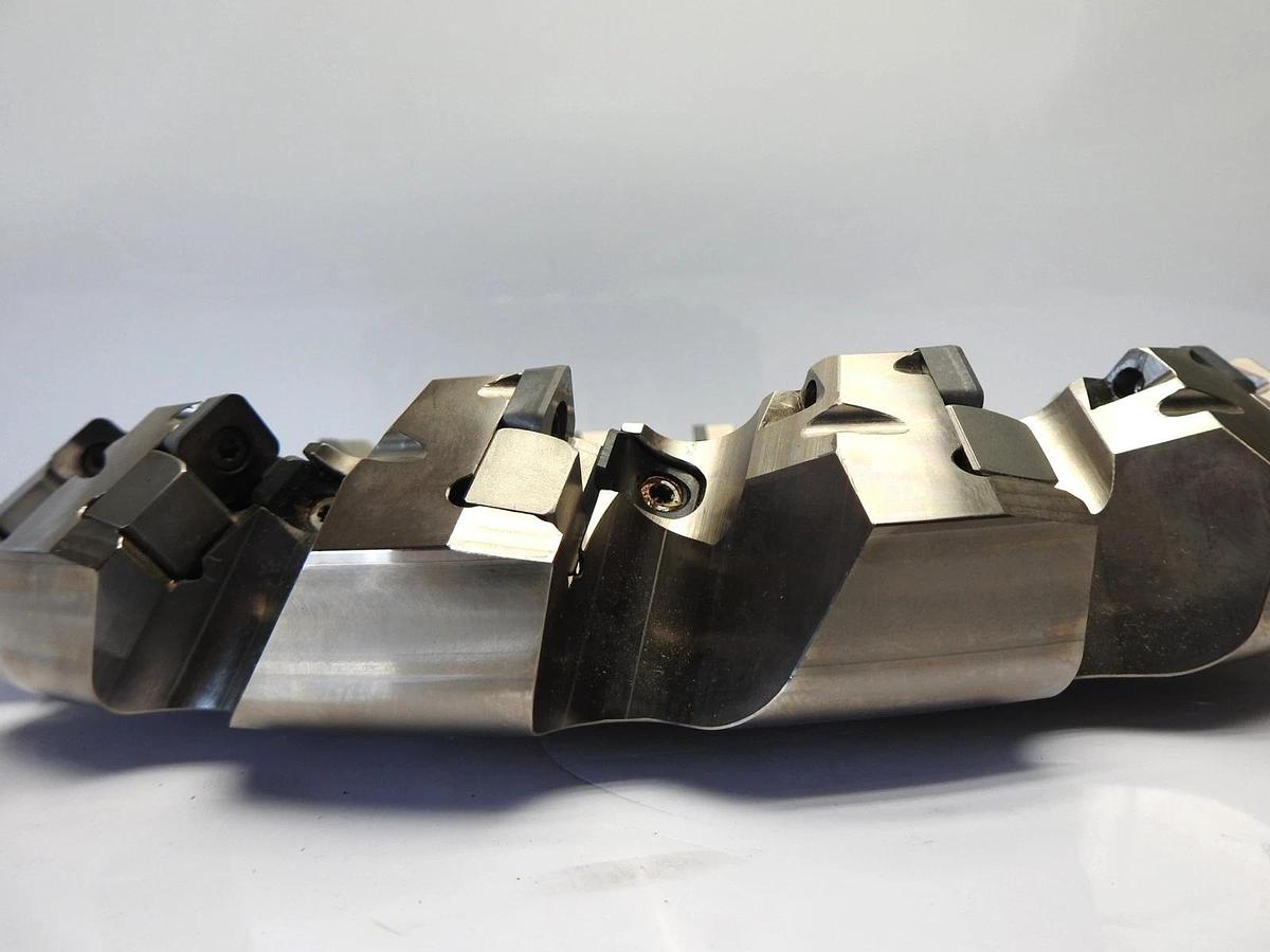 Bevel Cutter Milling Cutter 355 rpm AHDC.315.R.16-45-E 50195031
