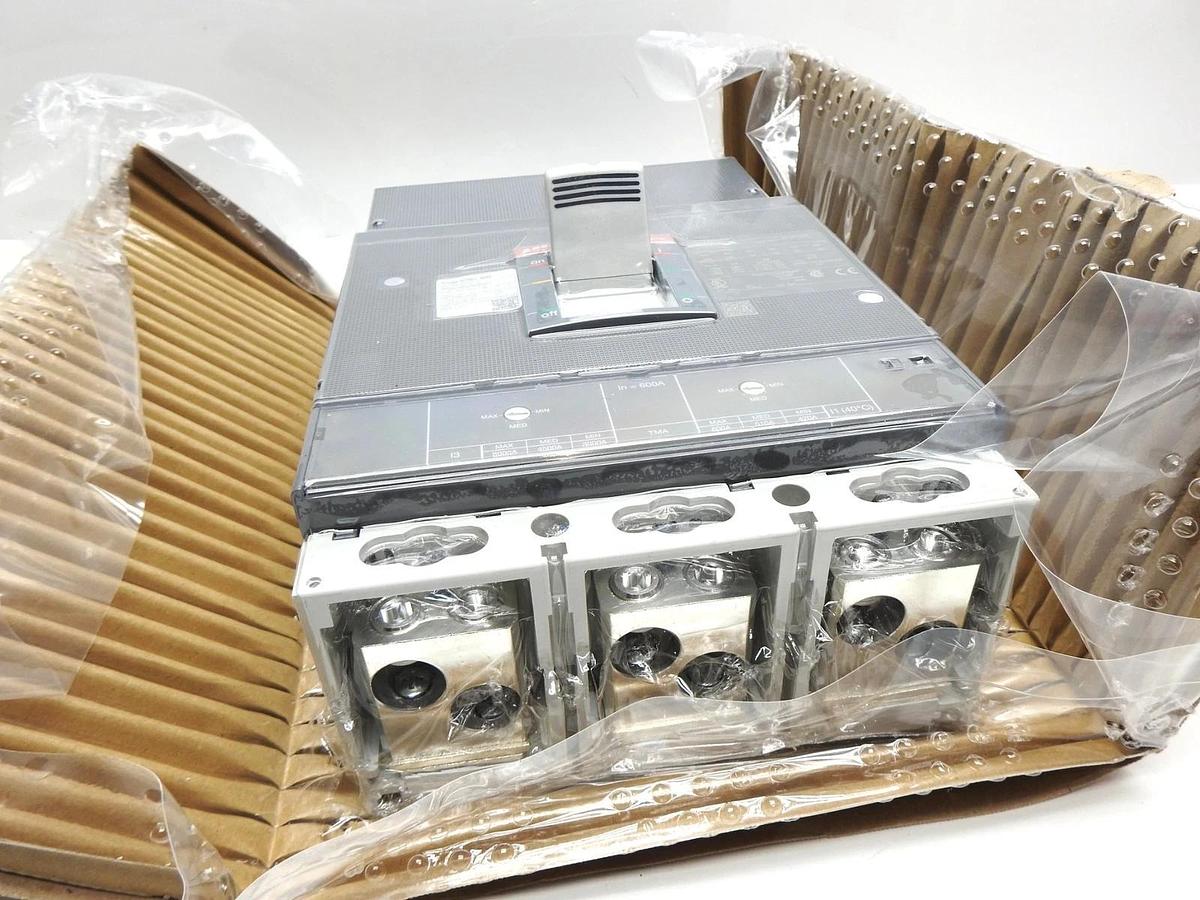 NEW! ABB SACE TMAX XT6H 800 TMA In=600A 3p F F UL (1SDA107639R1) Circuit Breaker
