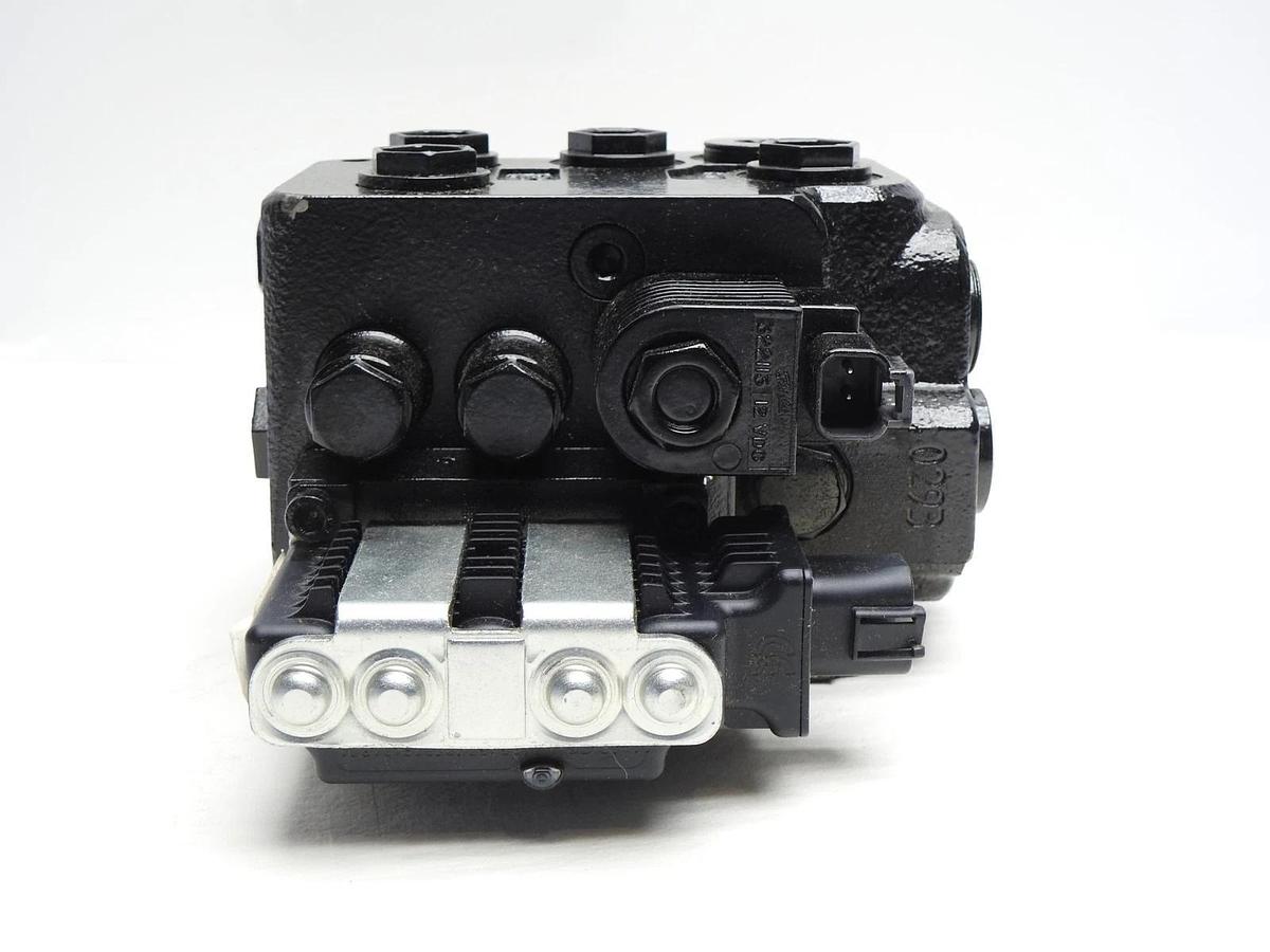 Danfoss EHI 50 Steering Valve 11274911 Electro Hydraulic GENUINE OEM - NEW!