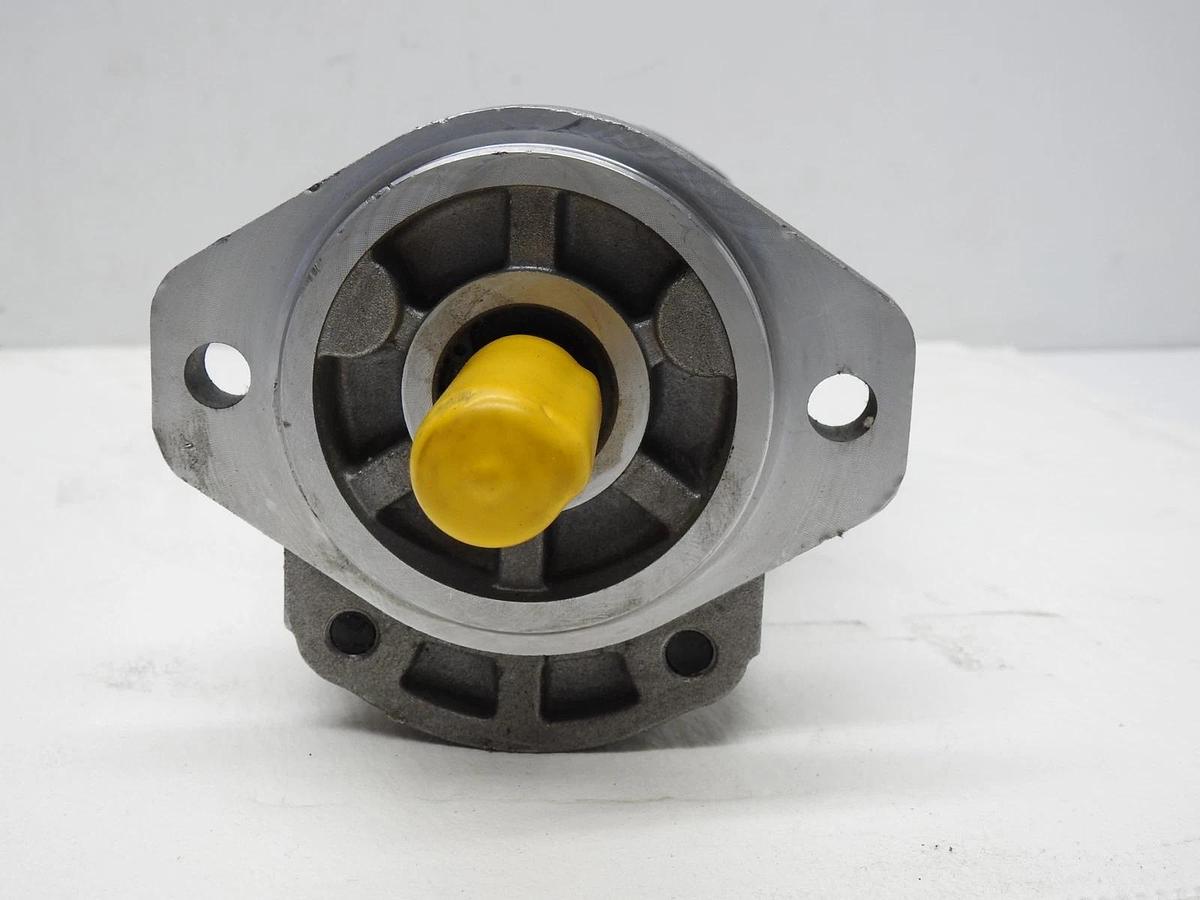 Casappa PLP20.20-49S1/20.2 Hydraulic Tandem Gear Pump PLP20.20 - NOB NEW!