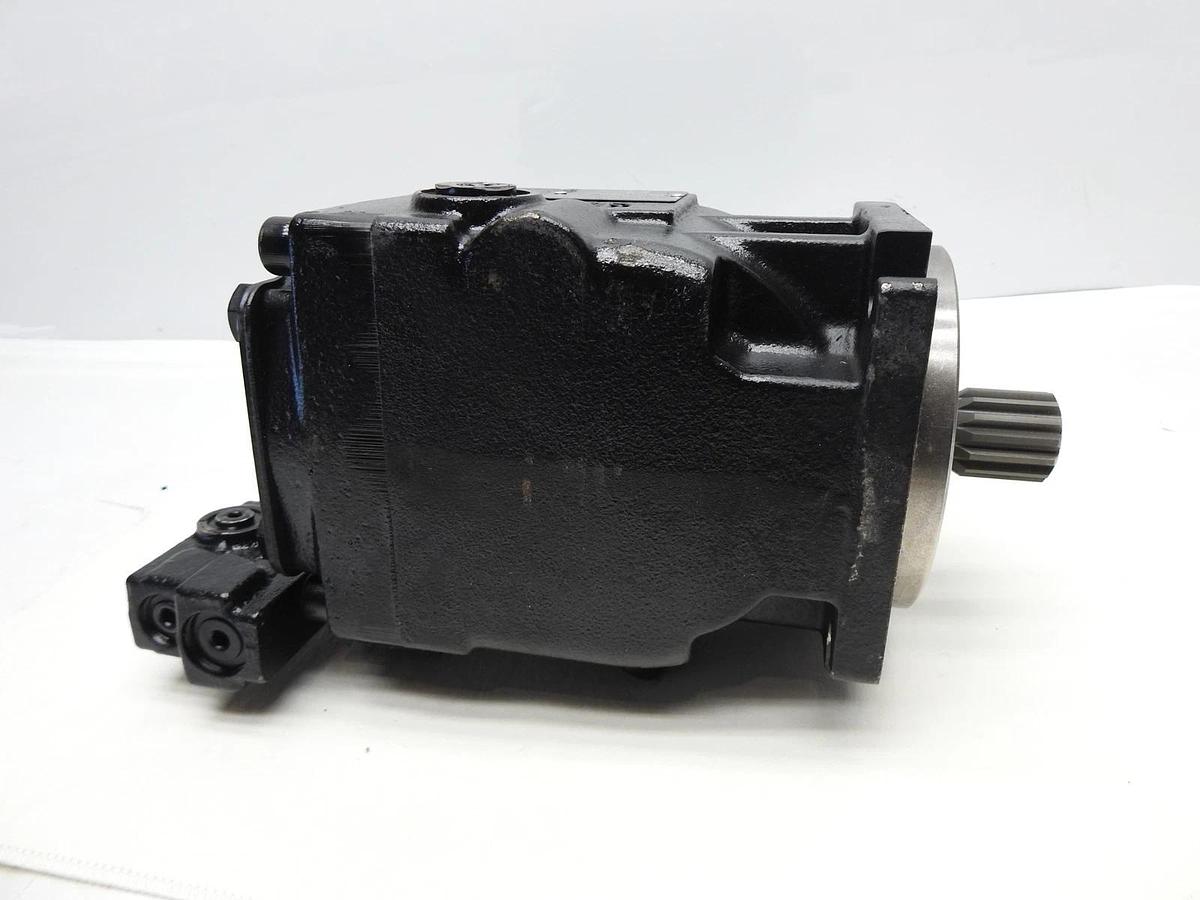 GENUINE Danfoss JRRS60 Series Hydraulic Piston J-Frame Pump 83028530 OEM NEW!