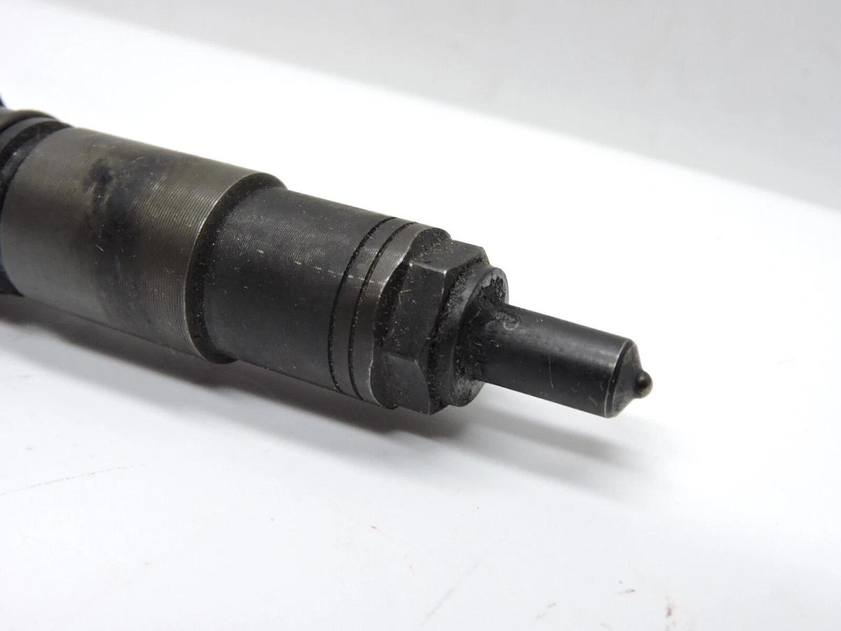 GENUINE John Deere Reman 4.5L & 6.8L Denso Fuel Injector SE502671, RE543351