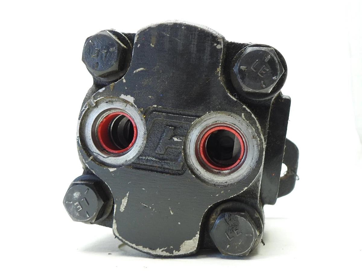 Grove 7632100158 Hydraulic Motor Grove RT 530E Motor Assembly -AS IS UNTESTED-