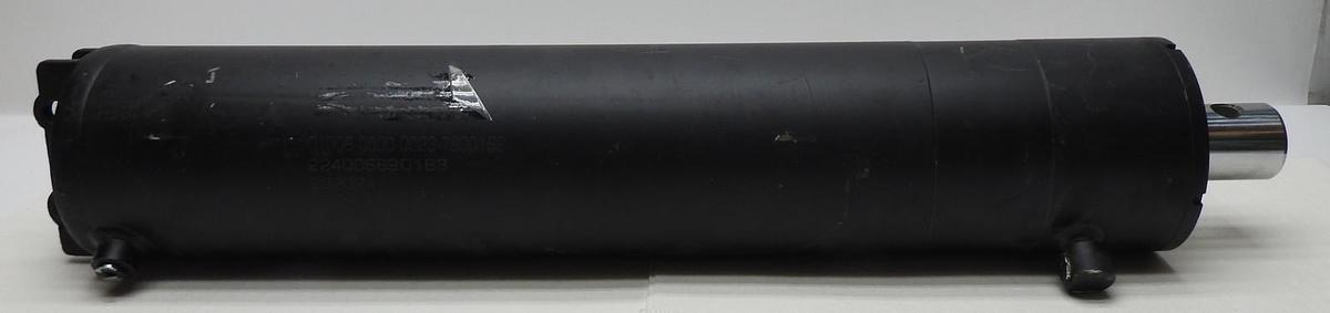Stillwell Hydraulic Welded Cylinder 31" Total Length, 2-3/4" Shaft Dia - NOB NEW