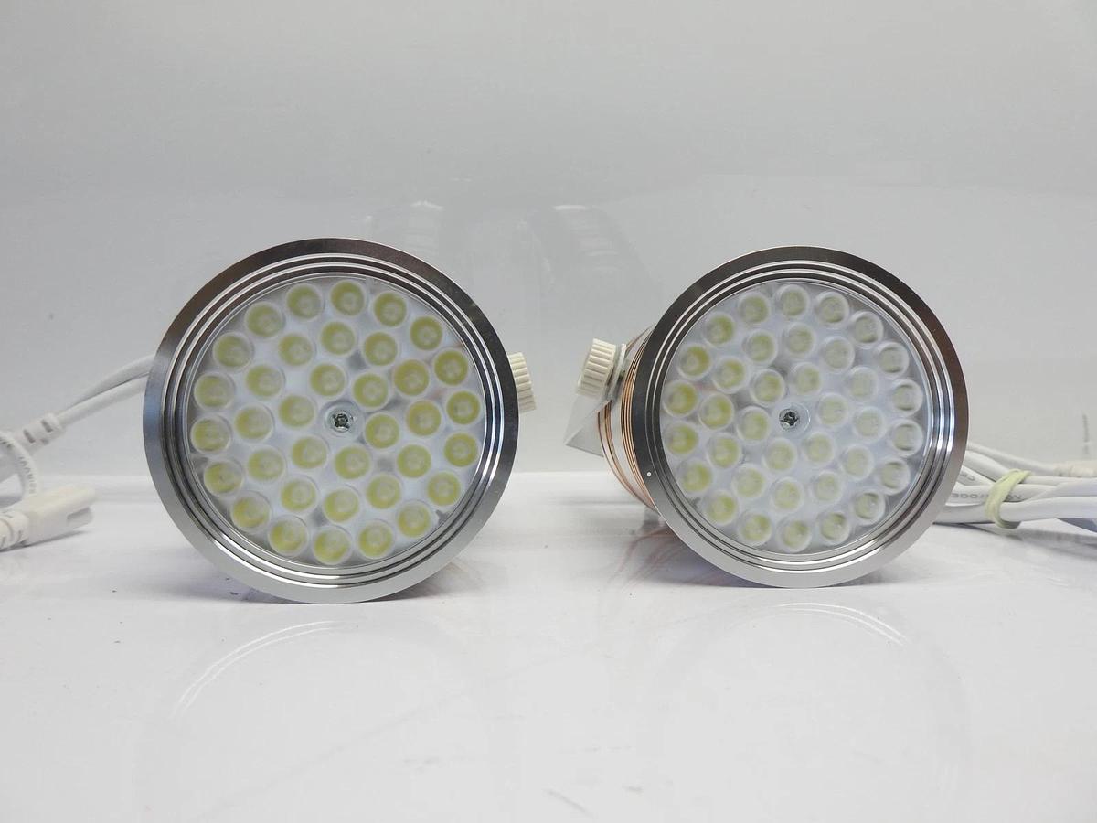 Lot of 2 - Cindy's lighting Jewelry WHITE ZH36 60W-10000K-36 (100-240V 50/60Hz)