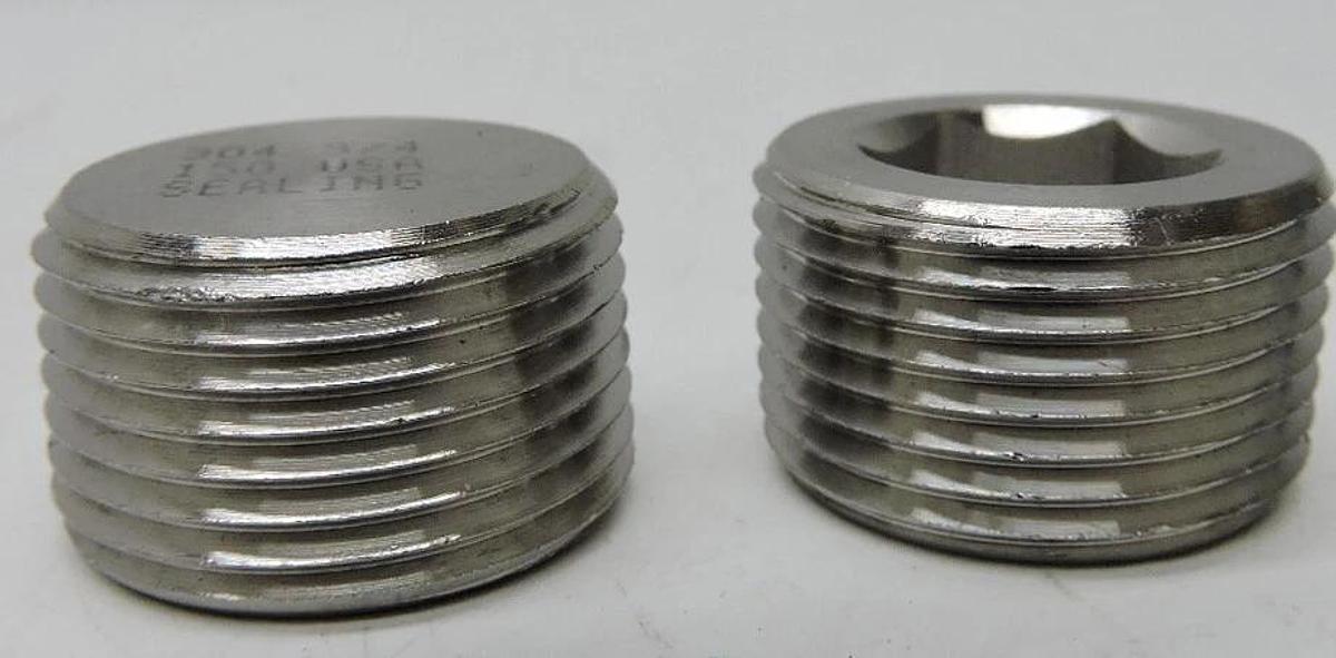 (28) Hex Socket Plug 304 Stainless Steel, 3/4 in Fitting Size Male NPT Class 150