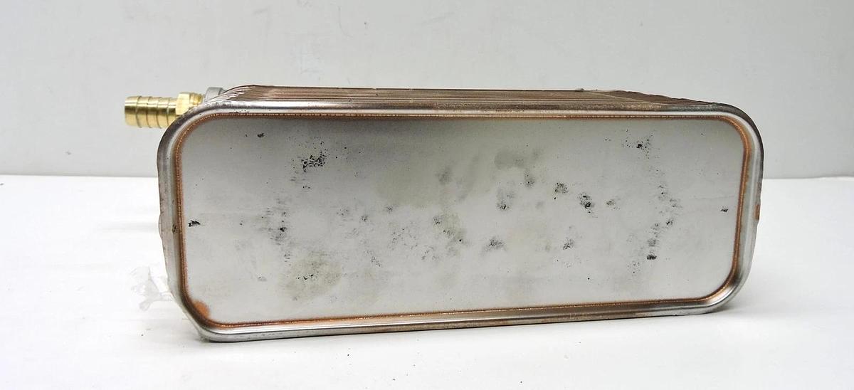Bell and Gossett 568602040002, 5-686-02-040-002 BP400-040 w/ Bracket Xylem NEW