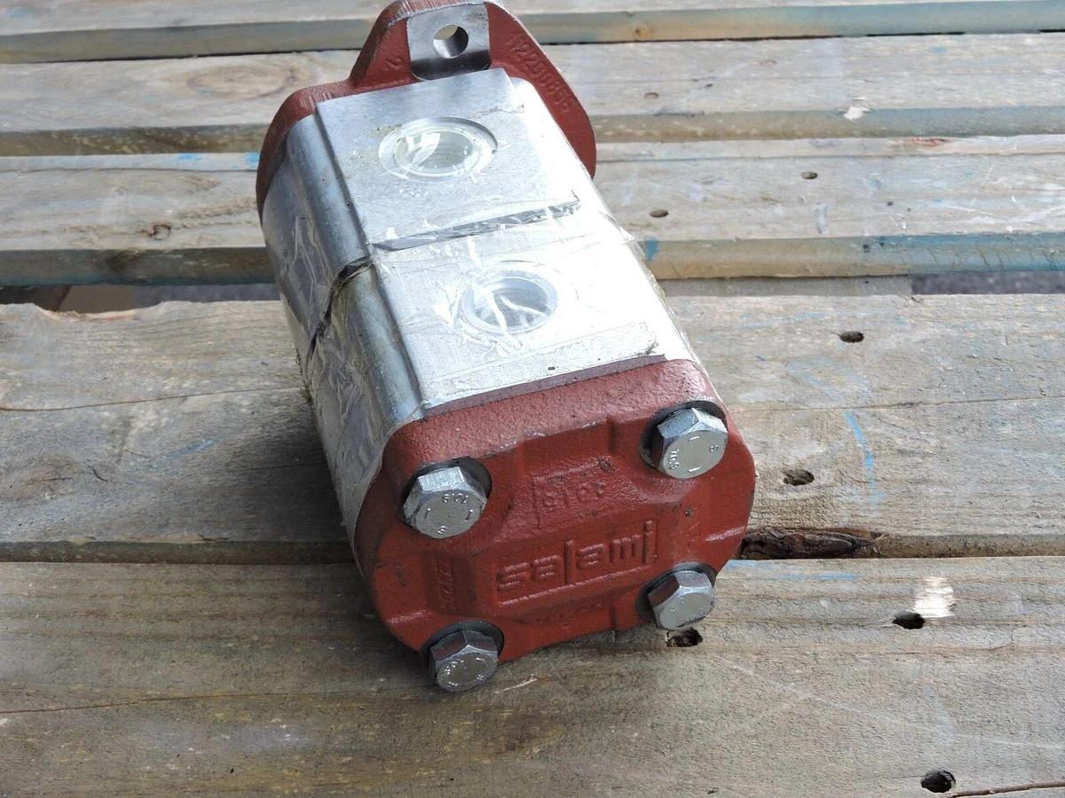 SALAMI S.p.A 2PE Series Aluminum Gear Pumps 612035432 + 612034562 - NOB NEW!