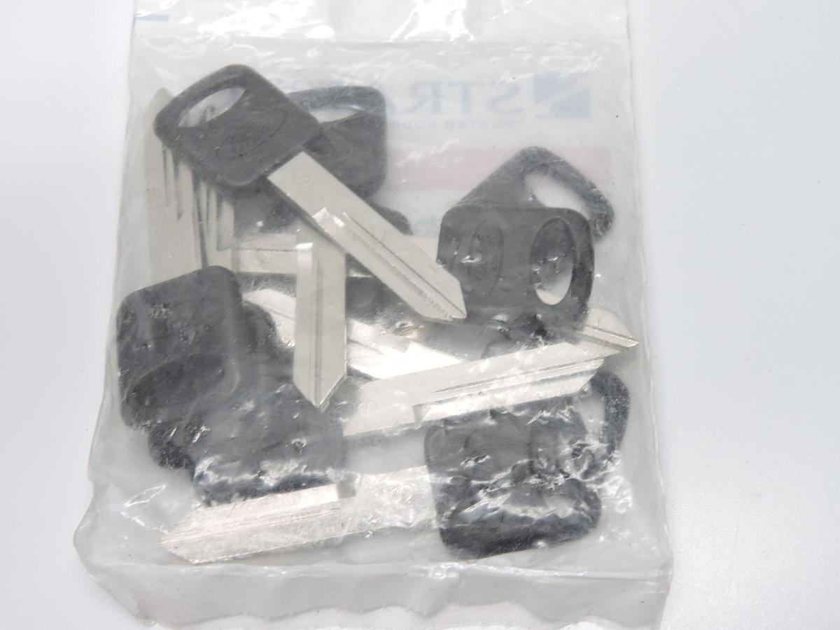 (Lot of 10) OEM Ford Logo Uncut Key Blank Black Plastic Molded Head 597638 OEM!