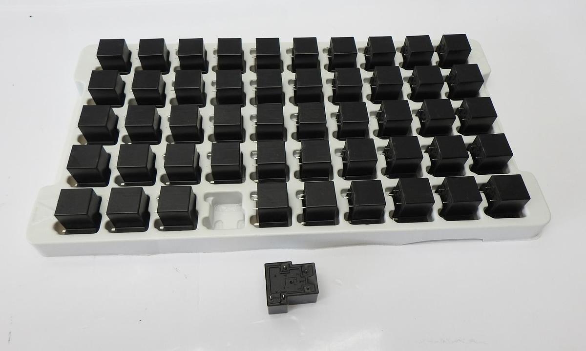 Lot of 50 - Song Chuan 832A-1C-F-S 12VDC, 30A SPDT 5-Pin General Purpose Relay's