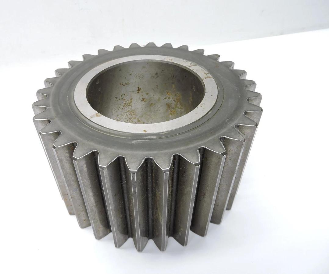 Genuine John Deere R560122 Final Drive Planet Pinion, 30 Teeth OEM - NOB NEW
