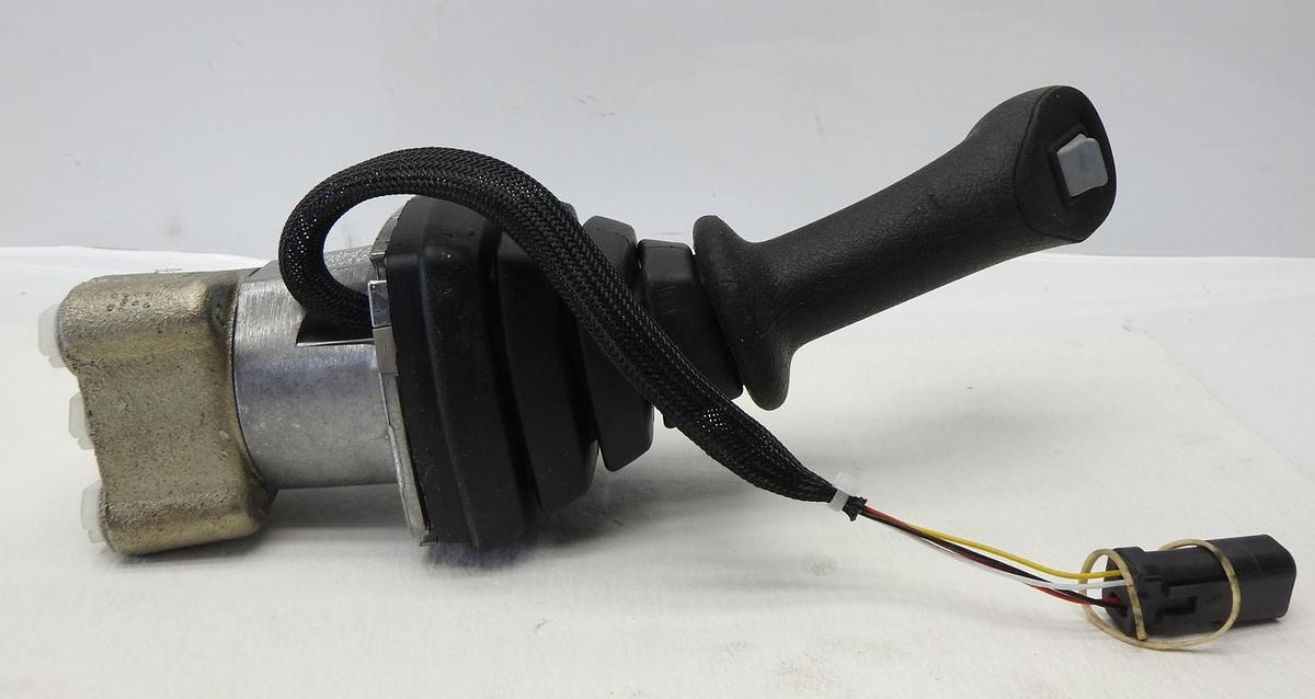 Bosch Rexroth 4TH6 I 97-14 Joystick R908353422, 08353422 - OEM NEW!