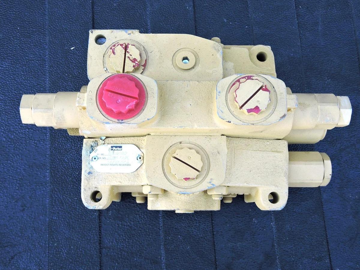 John Deere AT312382 Spool Valve 848HTJ, RE151971, 1200, RE68144, 1400, 848H NEW