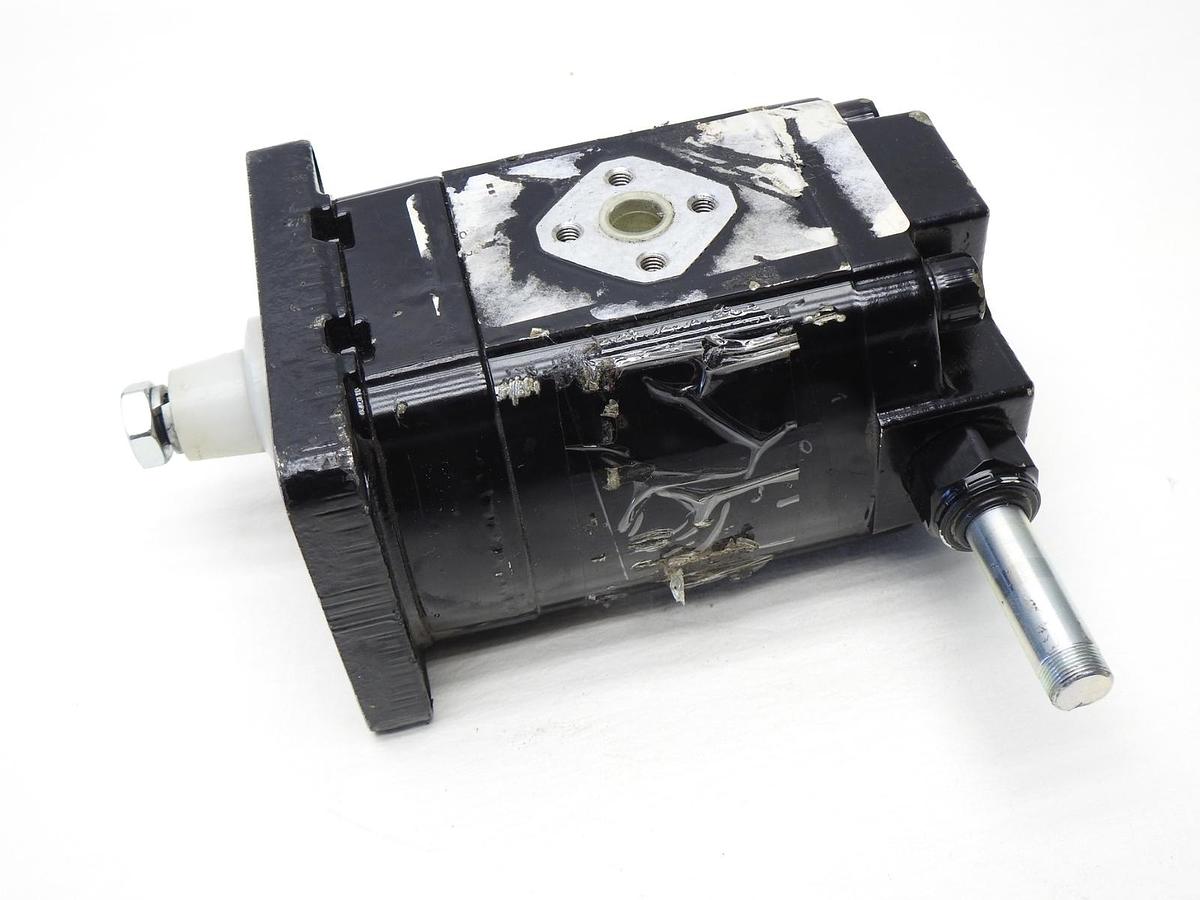 OEM Genie 04.4235.0059GT Hydraulic Motor for GTH-1256, GTH-1544, GTH-1256 NEW