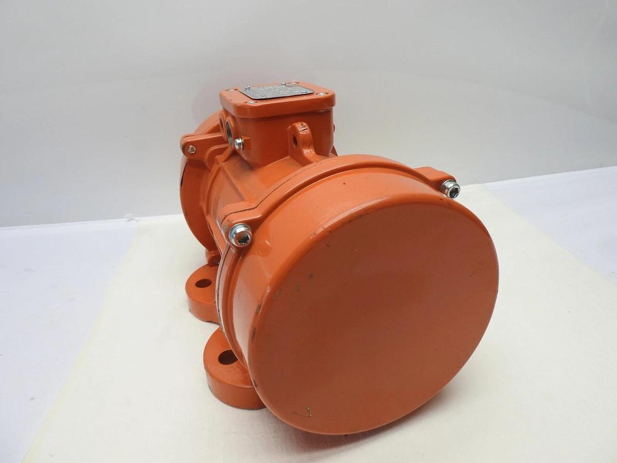 Dayton 1DYL8 Electric Vibrator, 3.00/1.50 A, 230/460Vac, 3 Phase - NOB NEW!