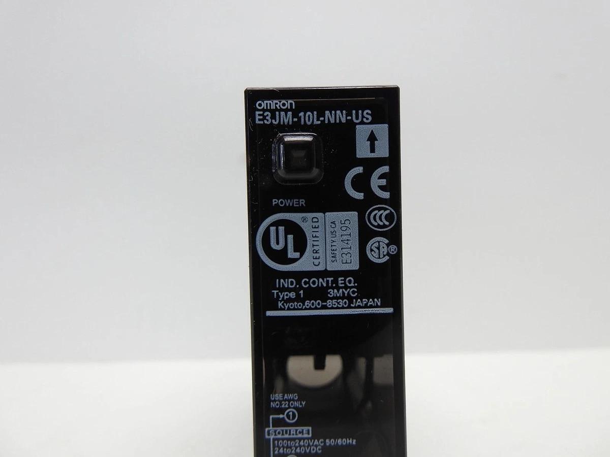 OMRON E3JM-10M4T-NN-US E3JM-10L-NN-PHOTOELECTRIC SWITCH- NEW OLD STOCK!!!