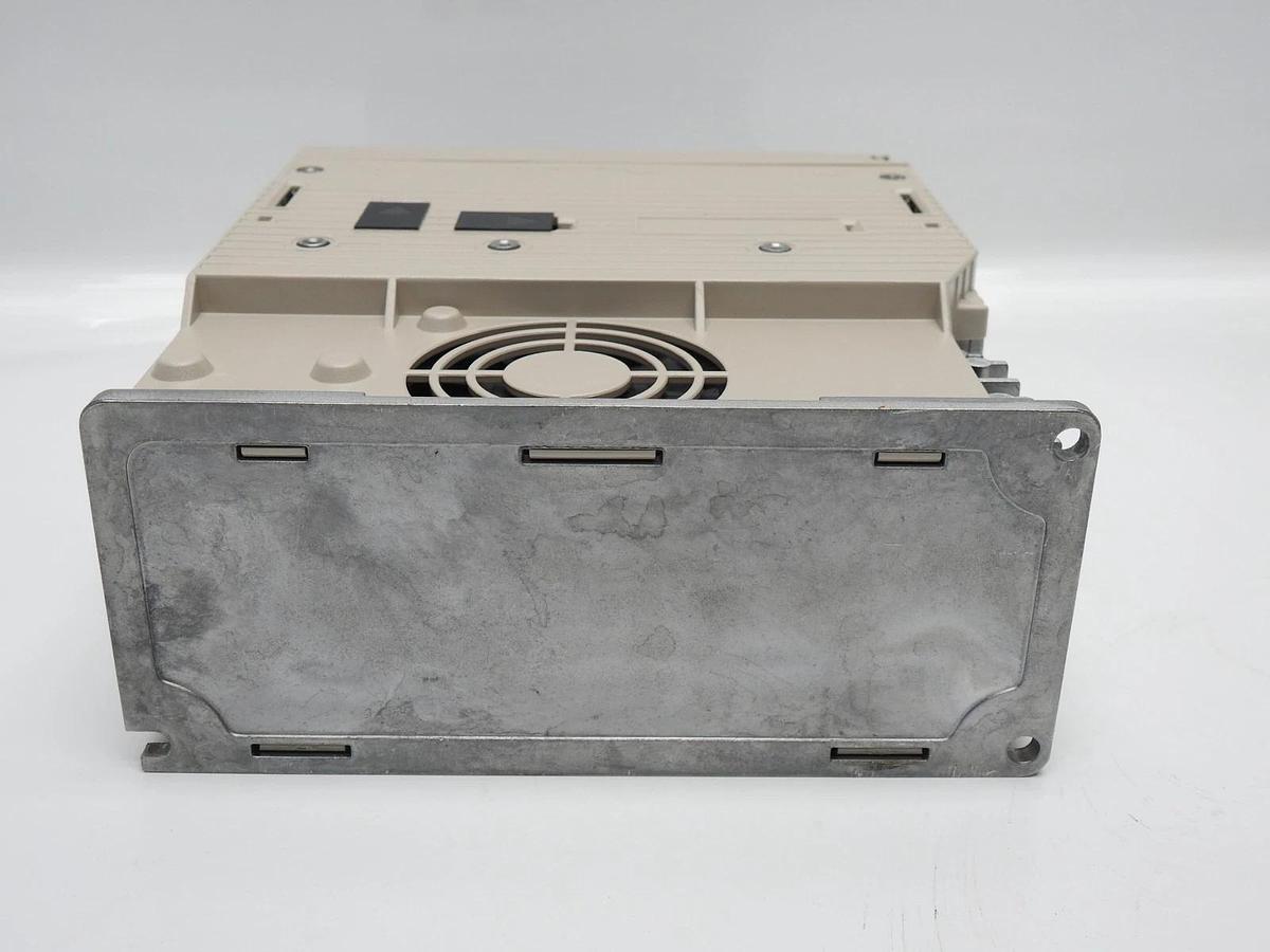 AMAT 0190-39409 Yaskawa SGDV-5R5A11AY836AA ServoPack Servo Drive For M1 NEW READ