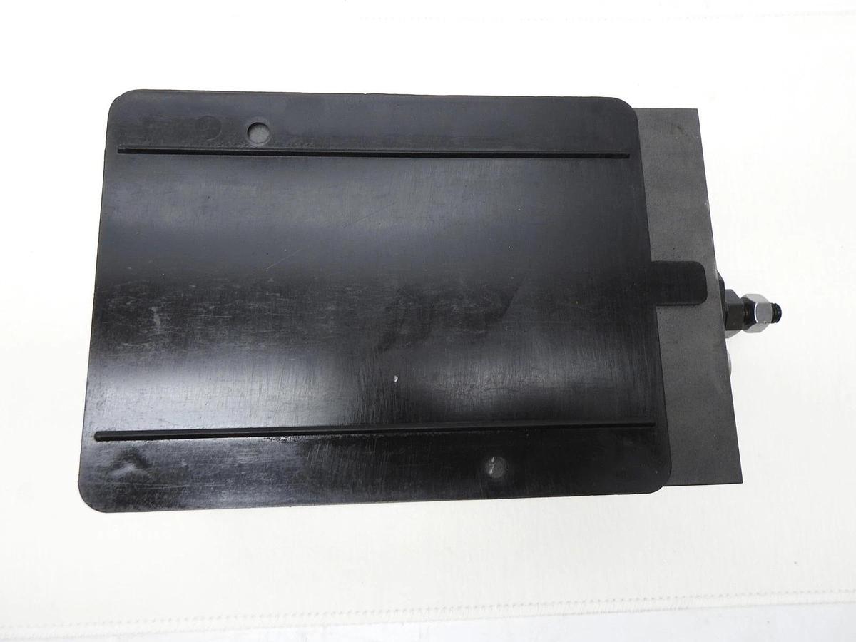 Parker PRM6AP07SN Pressure Reducing Sandwich Valve PRM Series - NOB NEW!