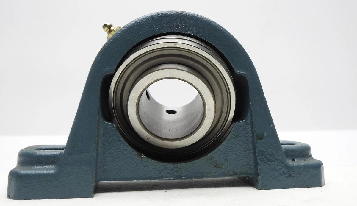 Dodge 123585 P2B-VSC-108 Pillow Block Bearing Unit 1-1/2" Two Bolt Iron OEM NEW!