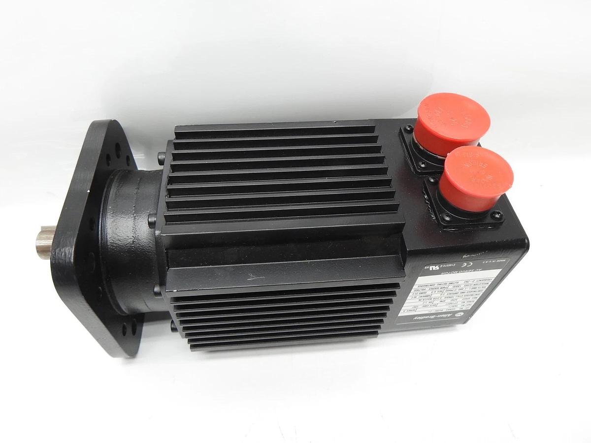 Allen Bradley 1326AS-B420G-21-K4 460 VAC Low Inertia Brushless Servo Motor - NEW