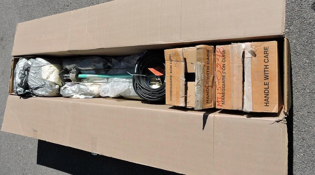 McCrometer Bi-Directional Electromagnetic FPI Mag 394 w/ 880003055 Converter