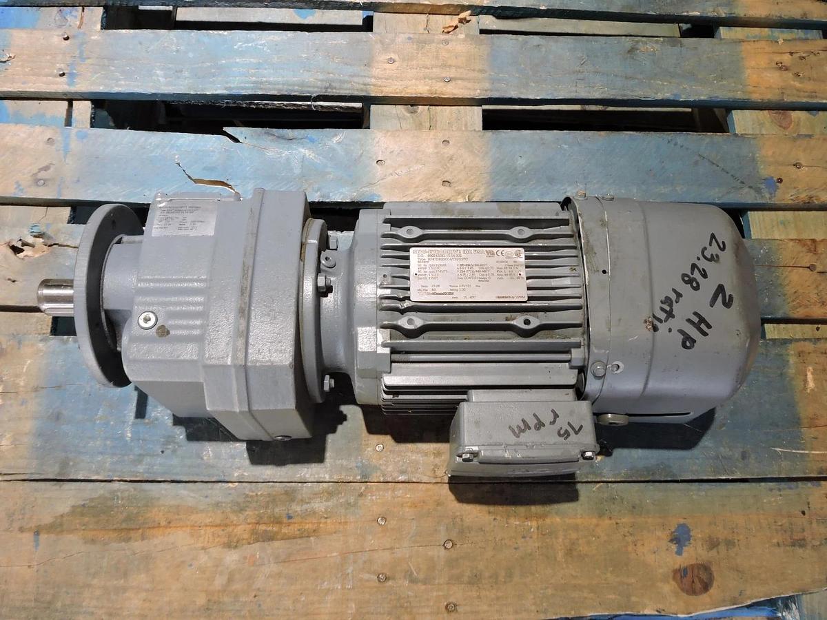 SEW Eurodrive RF47DRE90L4/TH/ES7C (RATIO: 23.28) Gear Motor - NEW SURPLUS