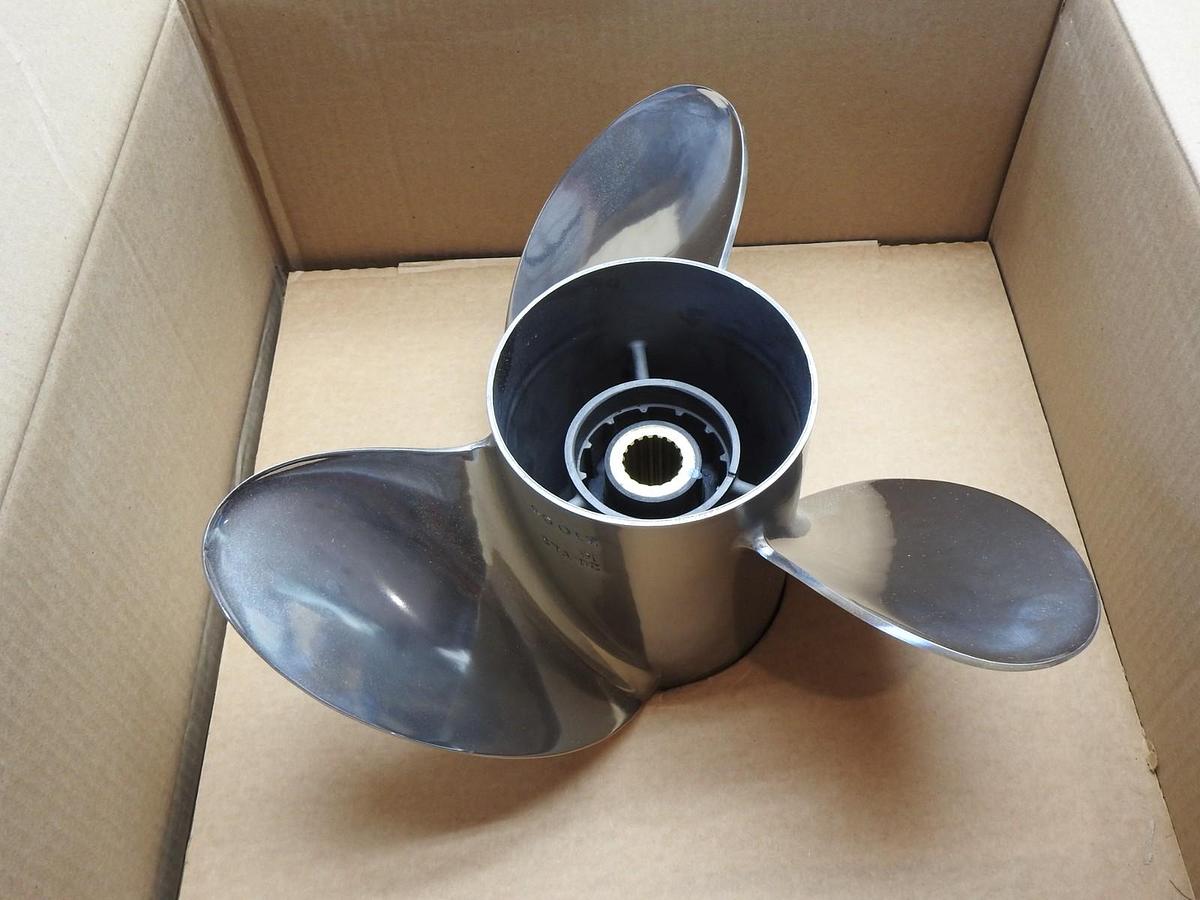 Yamaha XTO OS 3B Sds 16 x 24L fits 5.6L V8 XTO Offshore Outboards - OEM NEW!
