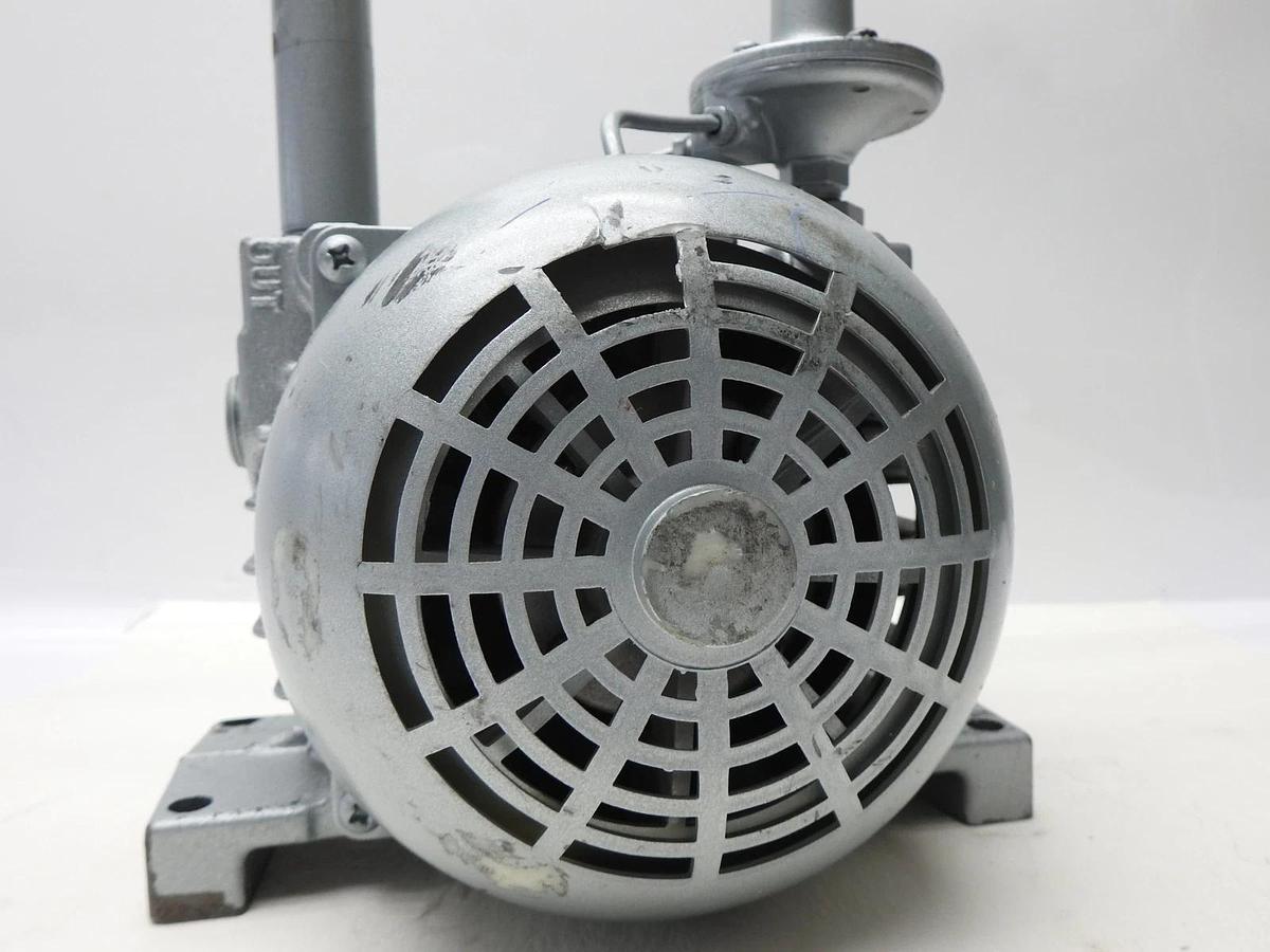GAST 2065-V2A Vacuum Pump - NEW READ DESC