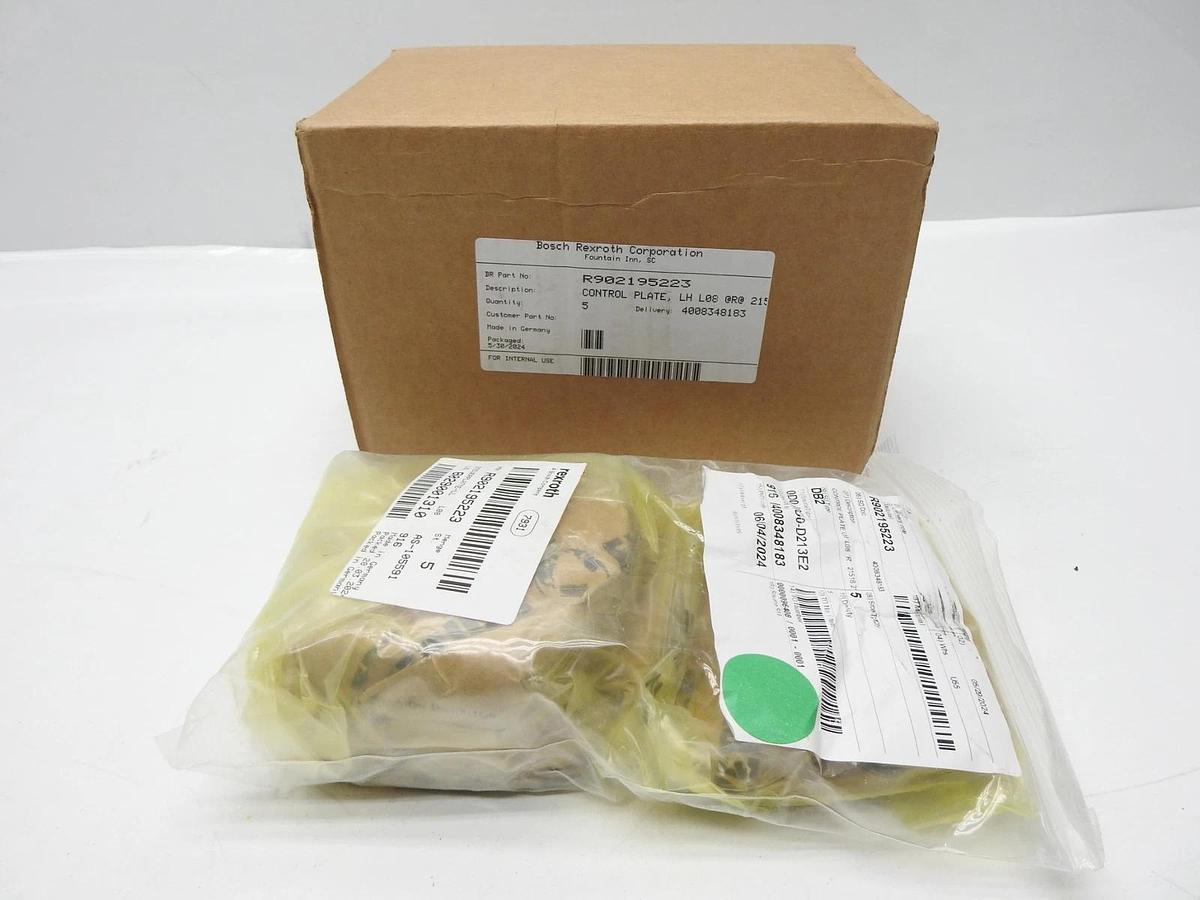 x5 Rexroth R902195223 Control Plate LH 32 Series 97.17mm W, 10.54mm H 44.62mm ID